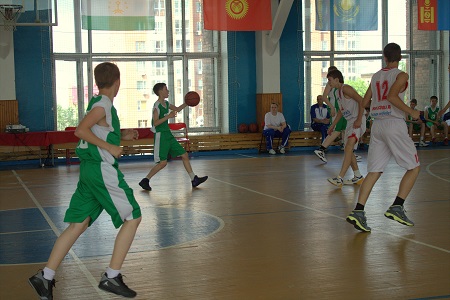 Баскетбол, юноши. Волгоград и Тобольск. Фотогалерея
