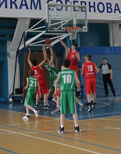 Удачный старт юных баскетболистов Новосибирска 